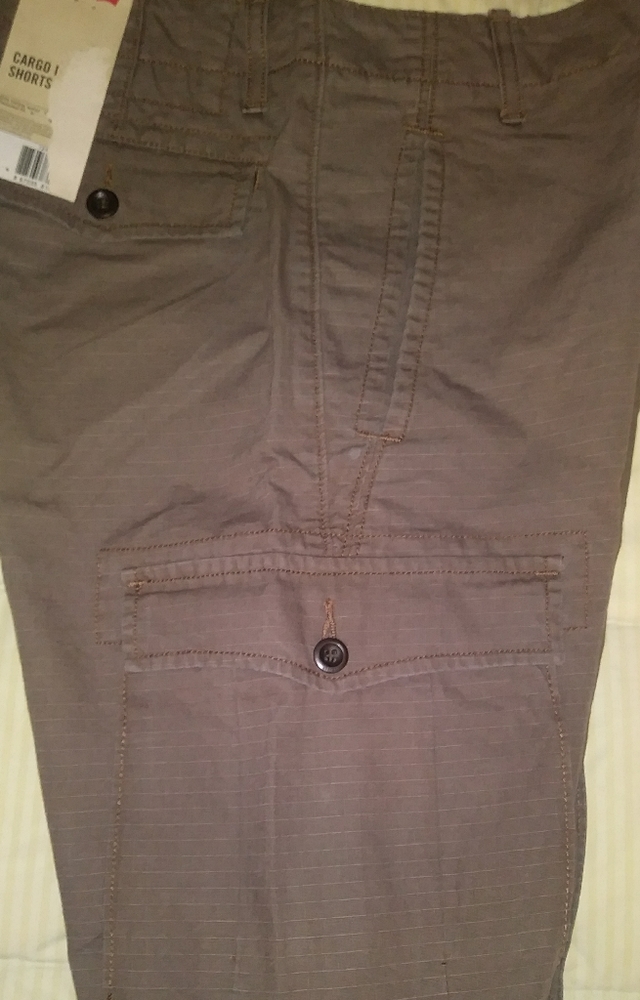 NWT! Men's Brown Cargo Shorts